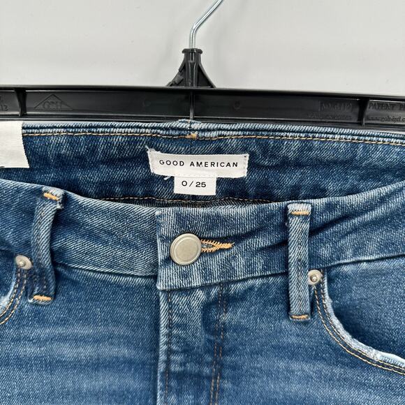 GOOD AMERICAN NWT Good Legs Chew Hem Ankle Cigarette Jeans in Blue842 // 0 (25) - Picture 9 of 13